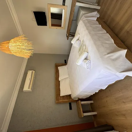 Bed & Breakfast Gerence By Lamira *