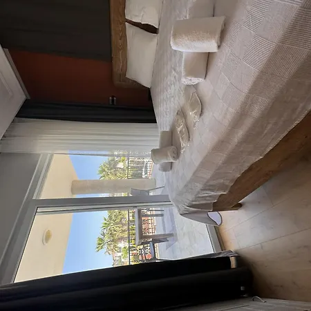 Gerence By Lamira Bed & Breakfast Alaçatı